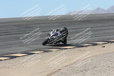 media/Oct-13-2025-Moto Forza (Mon) [[a66d839500]]/4-C Group/Session 2 (Bowl)/